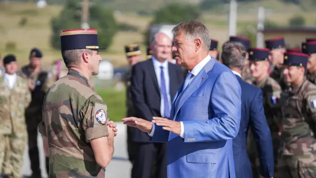 Iohannis, la Cincu: Armata României are dotări ultramoderne