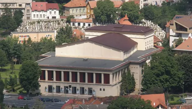 „Aici eu împărăţesc”: Teatrul „Sică Alexandrescu”, scena unui nou scandal