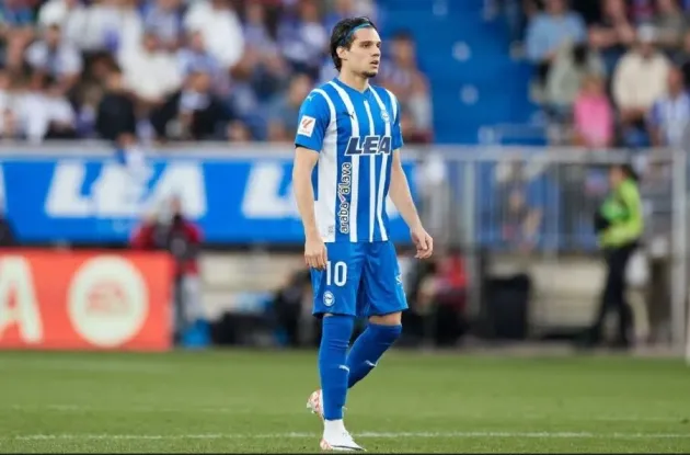 Transferul la Alaves i-a adus lui Ianis revenirea printre tricolori