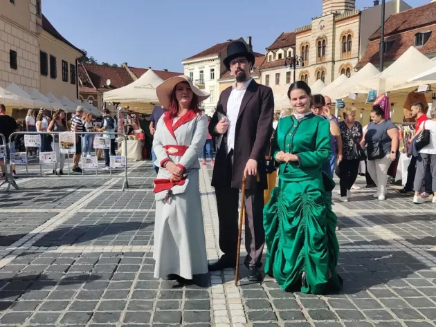 Trei personaje istorice s-au reîntors în Braşovul contemporan