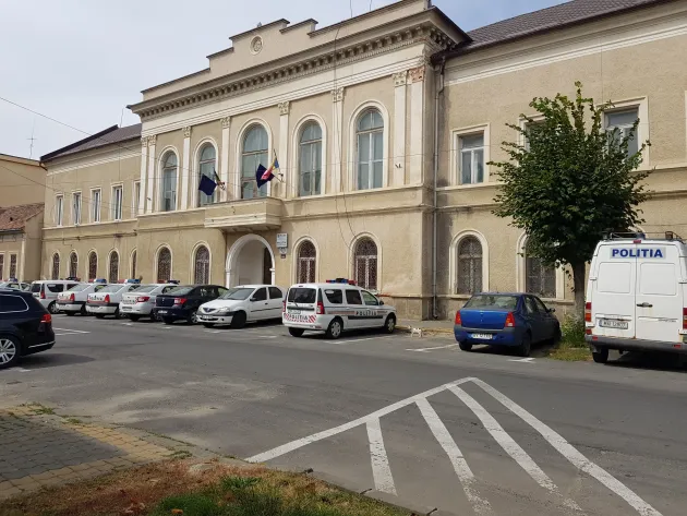 I-a spus că-l face investitor la Bursă… Așa a furat un brașovean 30.000 de euro

