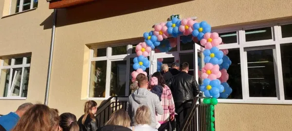 Noua creşă din Codlea, deschisă după cinci ani de la semnarea contractului de finanţare