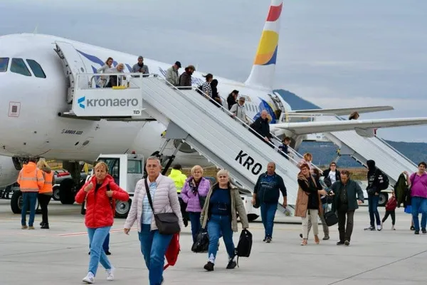 Dan Air contribuie la aducerea acasă a românilor din Israel