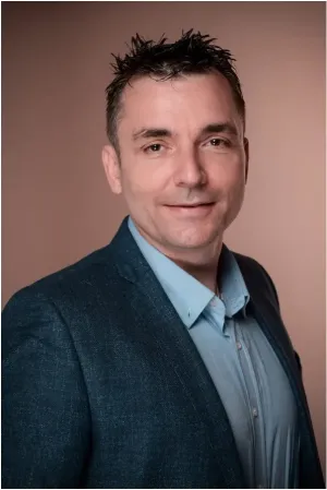 „Trebuie să ne învingem frica de «terminatori»!”