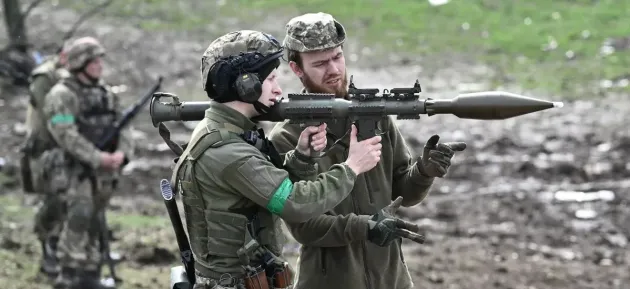 O serie de baze militare din România devin „şcoli” pentru militarii ucraineni