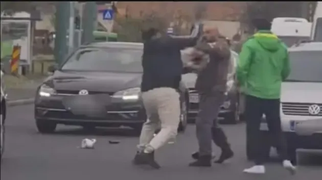 Un bătaie în trafic, reclamată de poliţiştii aflaţi întâmplător în trafic