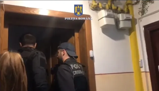 60 de zile sub supravegherea Poliţiei pentru profesorul acuzat de luare de mită
