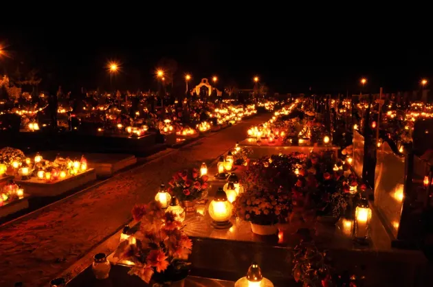 Urmează Luminaţia şi  Moşii de toamnă