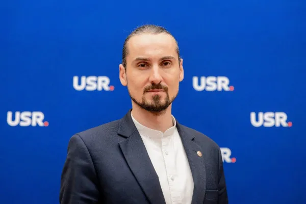 În România sunt milioane de consumatori de droguri și totuși Ministerul de Interne tratează superficial fenomenul, iar șoferii sunt „testați”’ la ochi