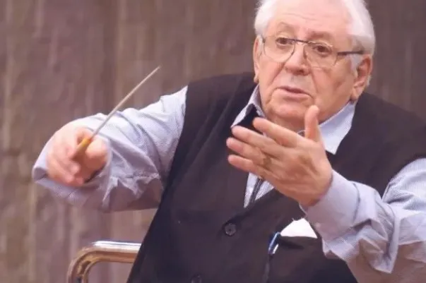 „Prinţul baghetei”, din nou la Braşov. Un concert memomarbil, cu maestrul Ilarion Ionescu-Galaţi, aflat acum la venerabila vârstă de 86 de ani