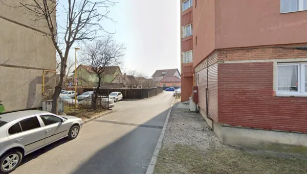 Tranzacţia din parcare: îl aşteptau tâlharii, să-i numere „cash-ul”