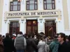 S-a răzgândit: Ministerul Sănătăţii anunţă că revine la punctaj de 60% pentru promovarea la concursul de intrare în rezidenţiat