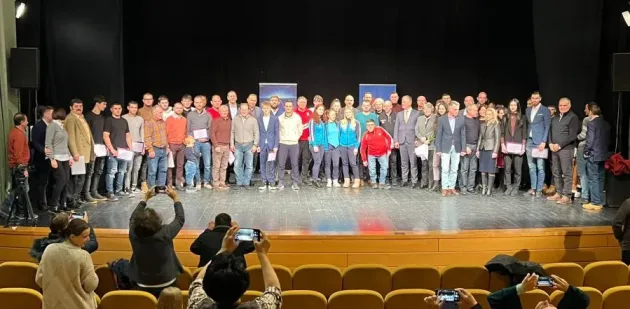 Ceremonii restrânse pentru premierea elevilor şi sportivilor