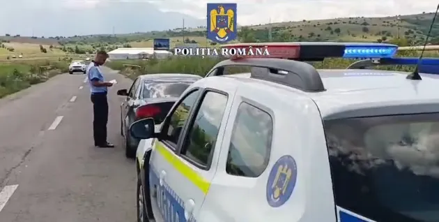 La 8 dimineaţa, l-a prins beat poliţistul din sat