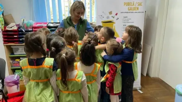 Orele de ecologie din şcolile din judeţul Braşov, reluate la începutul anului viitor