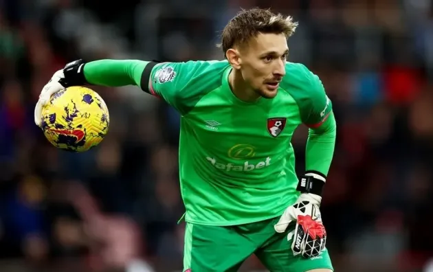 Ionuţ Radu a debutat în poarta lui Bournemouth, contra lui Liverpool