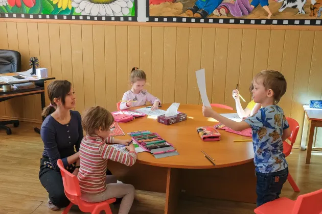 Creşa Braşov caută 18 îngrijitoare. Înscrieri la concurs se mai fac doar astăzi