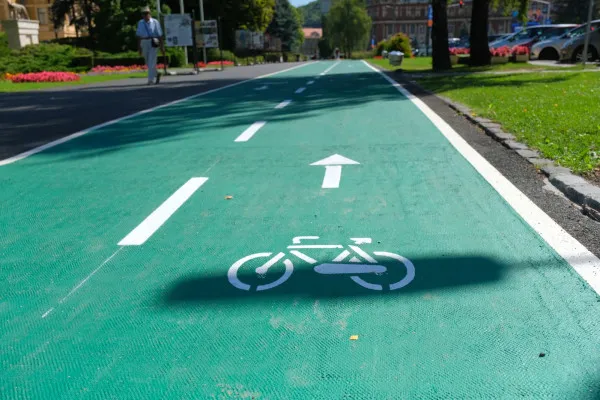 Primăria Brașov a relansat licitația aferentă traseului pentru bicicliști Poienelor – Gară – Centrul Civic. Prețul contractului a scăzut cu aproximativ 2 milioane de lei