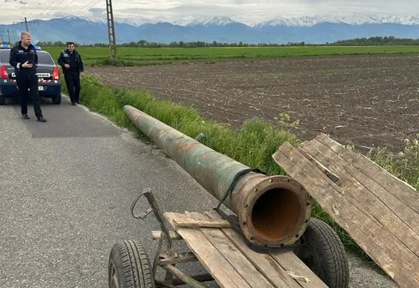 Austeritatea, pe teren. Poliţiştii locali… pe bicicletă. Până acum, 2 şefi împărţeau 100.000 de euro