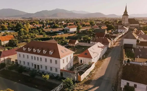 Trei drumuri din Sânpetru intră în modernizare