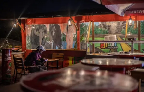 Din Sri Lanka, slugi sexuale la Braşov: „În nopţile în care am refuzat să mergem în camera lui, ne-a pedepsit”