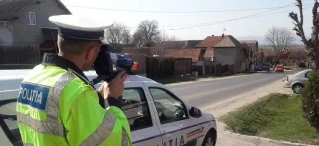 Gonea cu 121 la oră prin Braşov