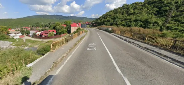 Podul de la ieşirea din Săcele va fi reabilitat. Traficul va fi deviat pe un pod provizoriu