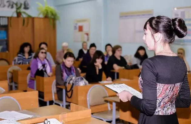 Întâlniri cu părinţii şi profesorii, în şcoli, despre importanţa vaccinării