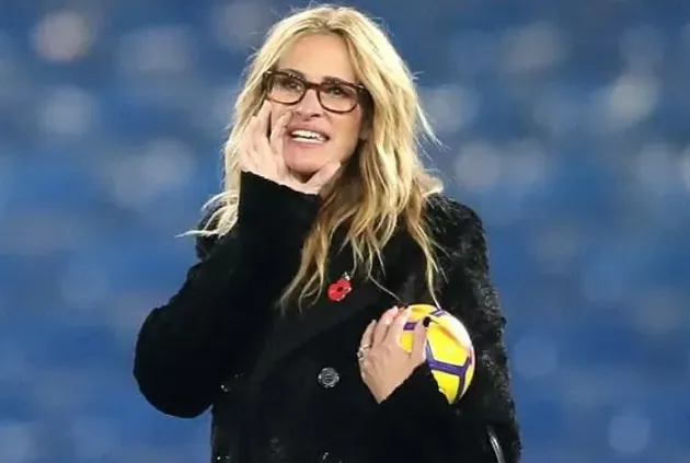 Julia Roberts, huiduită când a recunoscut că e fan Man United