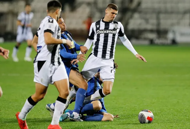 PAOK-ul lui Răzvan e pe doi şi tatonează liderul, pe Panathinaikos
