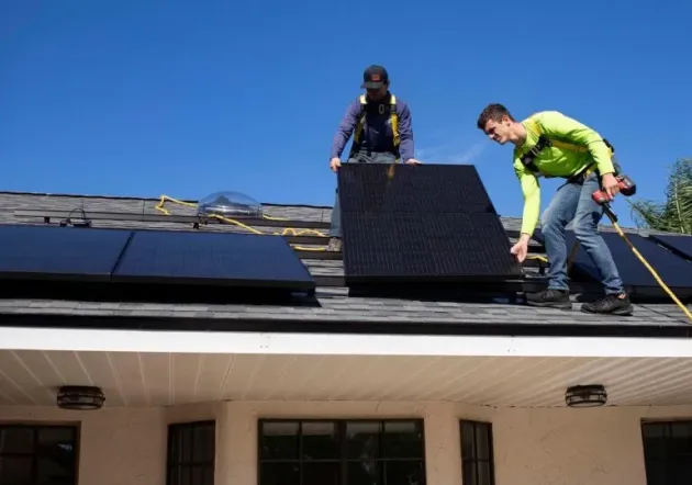 Tăiate, din 2024: subvenţiile pentru fotovoltaice şi tichetele de la Rabla