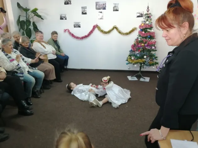 Magia Crăciunului cu „Hansel şi Gretel”
