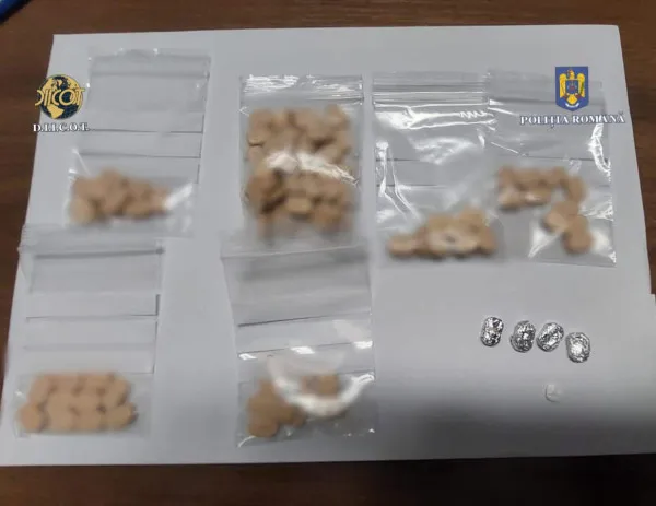 25 de lei „pastila”, preţul ecstasy la Braşov