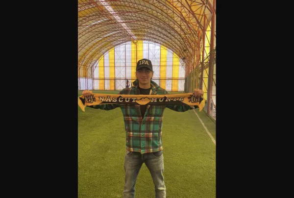 Reveniri în tabăra SR-ului