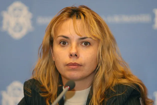 Cât Dragu, cât Isărescu