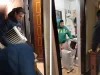 În cea mai geroasă noapte, 115 de apartamente fără căldură. Cine nu vrea la azil, va primi reşou de la Primărie