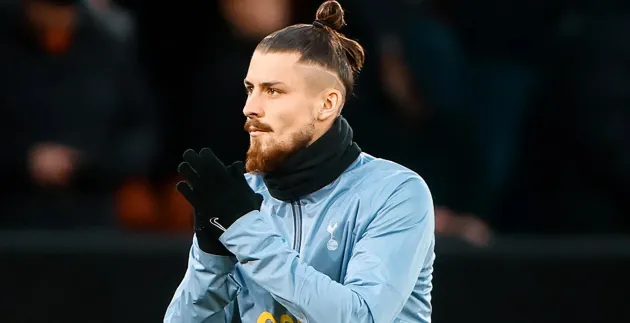 Drăguşin, 882 la Tottenham