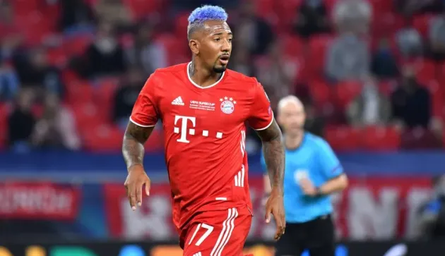 Jerome Boateng a ajuns la Salerno şi va semna cu Salernitana