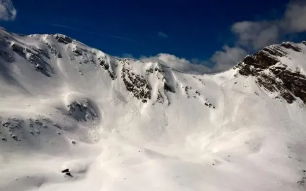 Risc mare de avalanşă în Făgăraş şi Bucegi