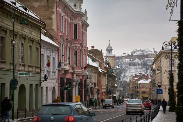 Paradoxul salariului minim, de la 1 ianuarie 2024: Scad veniturile angajaţilor care iau de doi ani salariul minim