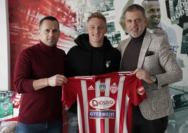 Sepsi l-a transferat pe Kevin Varga