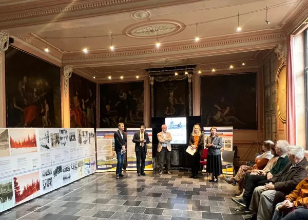 Începuturile sporturilor de iarnă în România, prezentate în expoziţie la Leuven