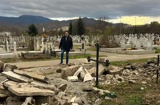 „Războiul sigiliului”, câştigat de viceprimarul Sebastian Rusu 