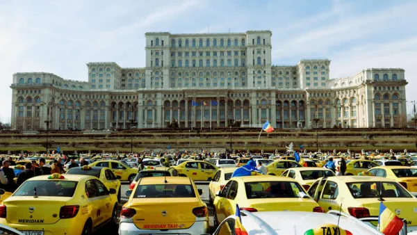 1.000 de Taxi la protest: Taxaţi-i ca pe noi