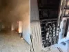 Panică în bloc, le-a luat foc panoul electric