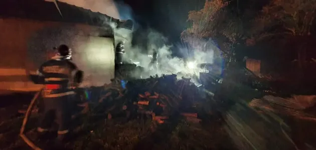 18 incendii în 48 de ore