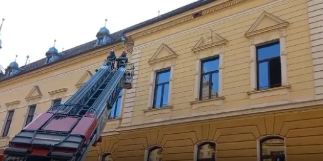 Pericol la Primărie