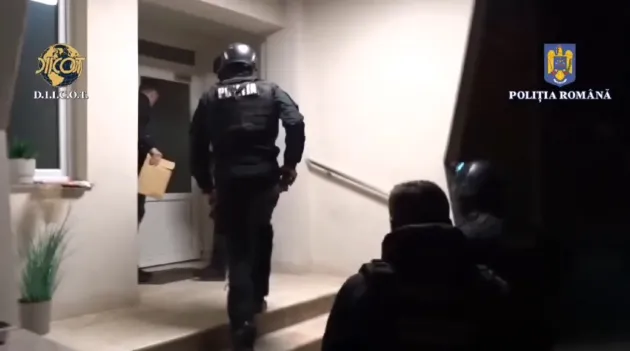 Percheziţii la Braşov, într-un dosar internaţional: aprovizionau dentiştii cu aparatură furată din Franţa