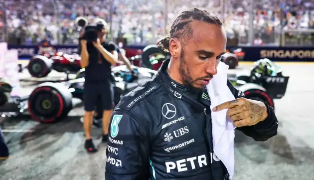 Lewis Hamilton pregăteşte mutarea anului în Formula 1!

