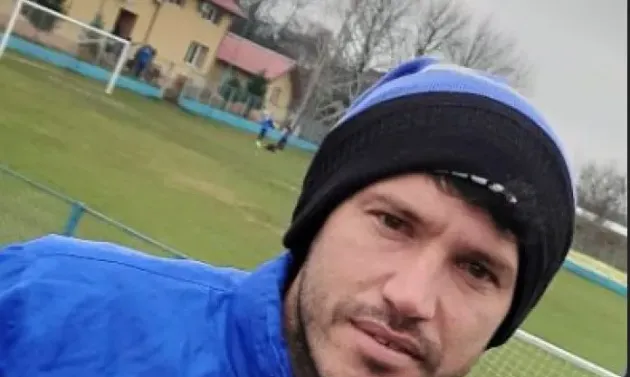 Cristi Tănase a spus ce făcea soţia lui, în timp ce el aştepta la uşă 